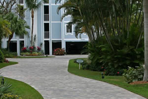 Commercial Driveway Pavers | Brick Parking Lots